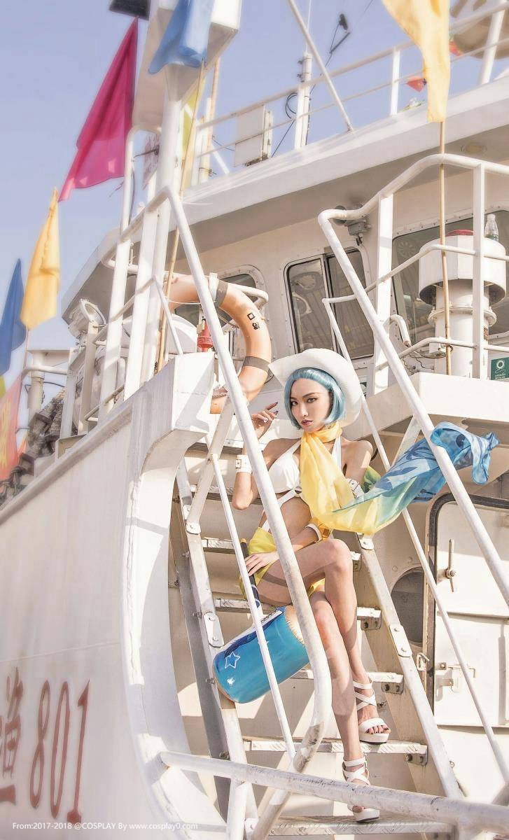 Cosplay福利/王者荣耀比基尼美女水着钟无艳小乔Cosplay福利