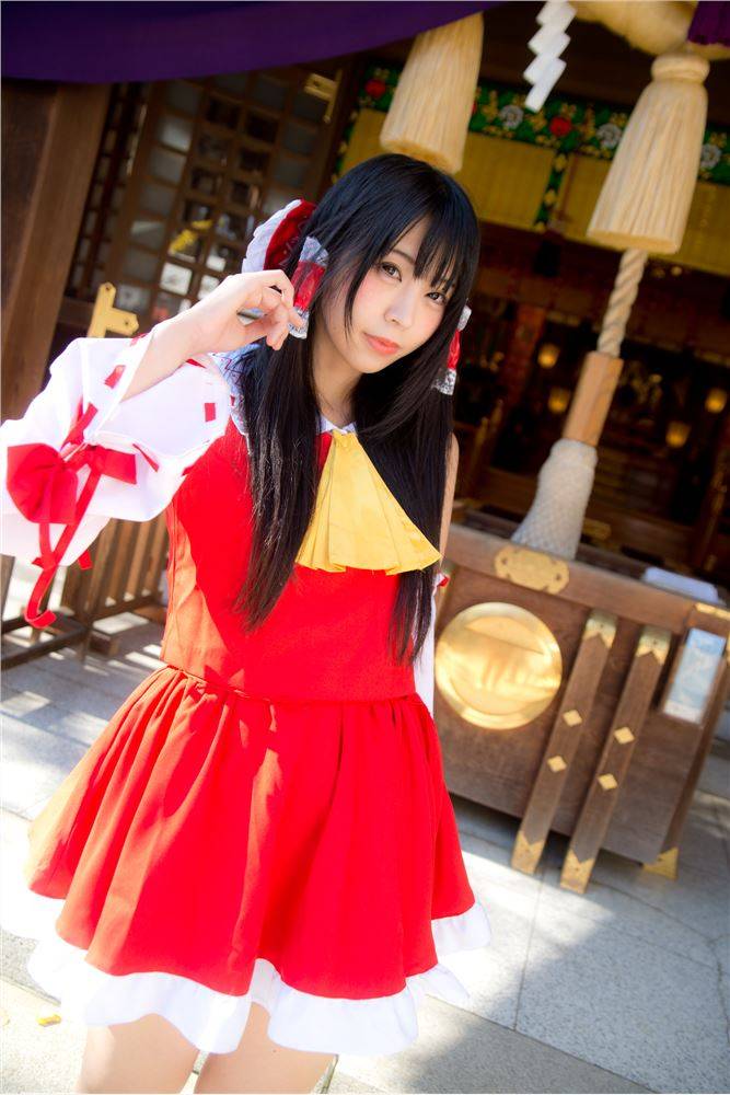 Cosplay福利/东方灵梦