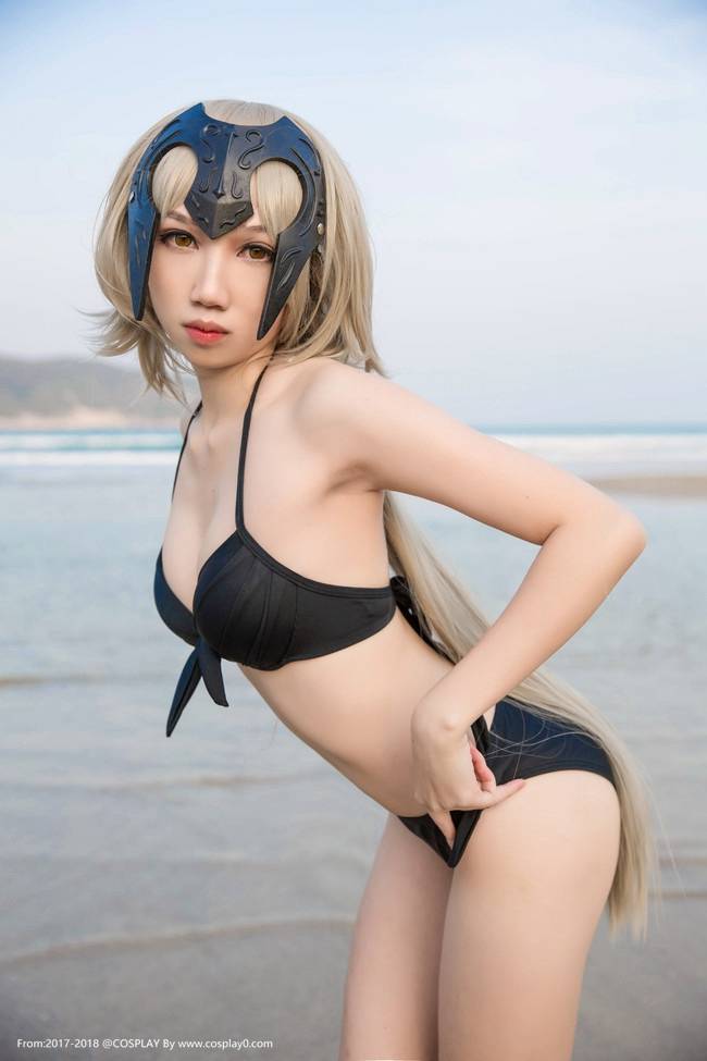 Cosplay福利/比基尼 黑化贞德Cosplay福利
