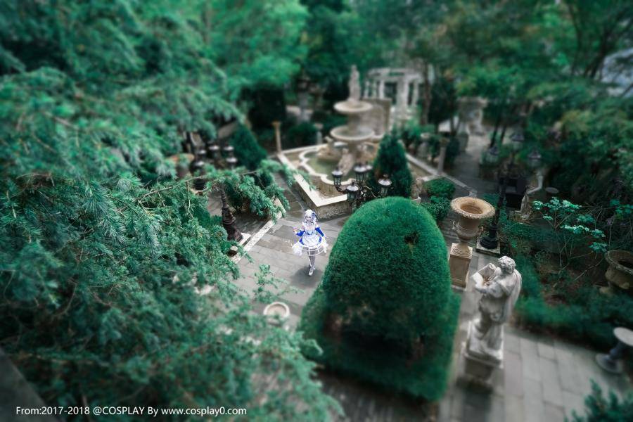 Cosplay福利/半次元萌妹子ElyEE子十六夜咲夜丝袜美腿Cos美女写真