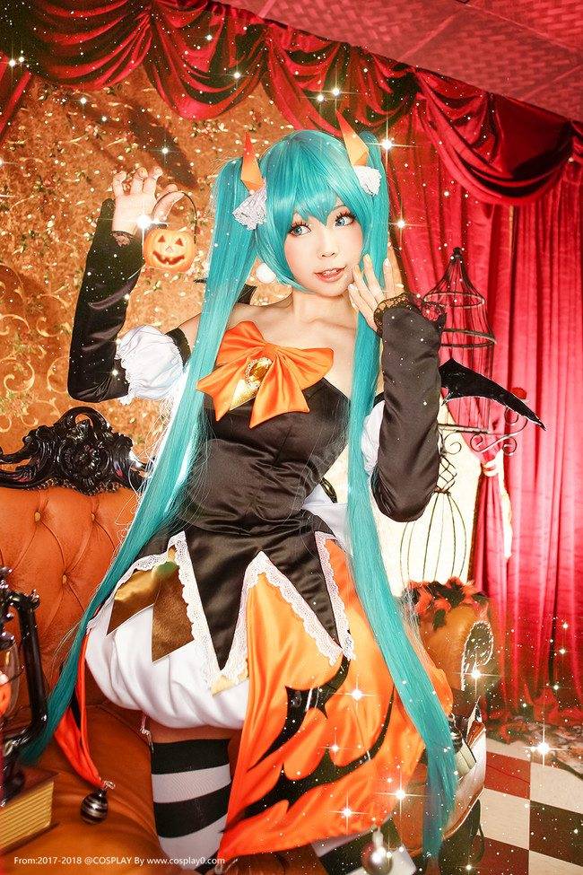 Cosplay福利/ElyEE子萝莉双马尾初音未来无下限Cosplay美女图片