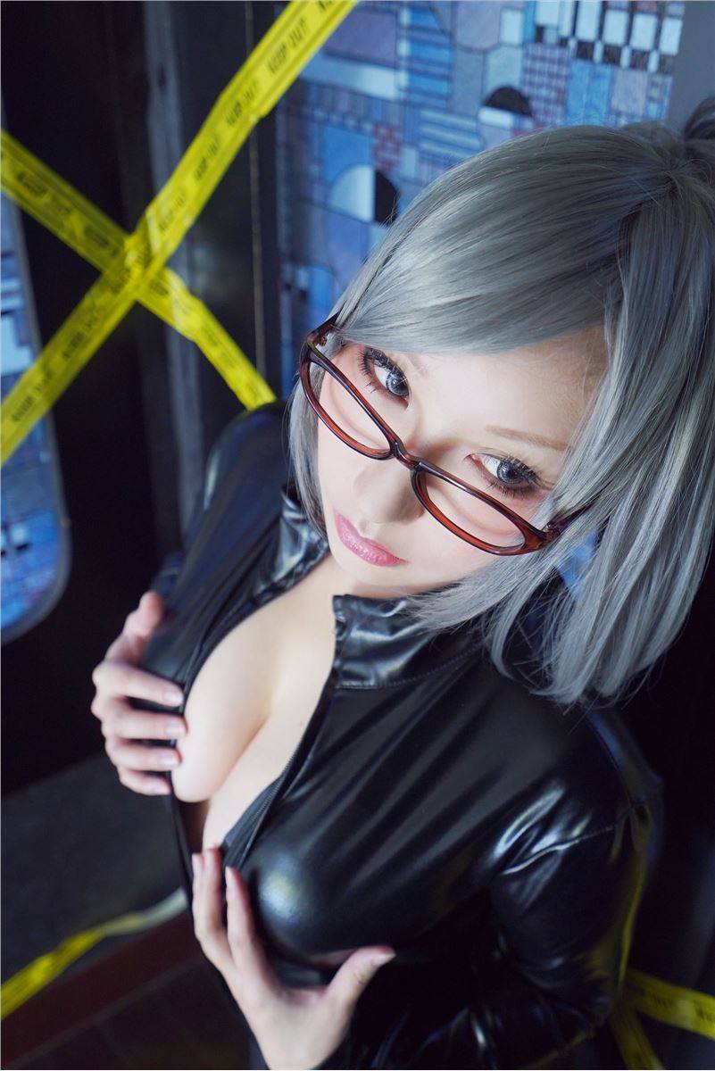 Cosplay福利/(C89) [Shooting Star’s (Saku)] Body Blow (Kangoku Gakuen)
