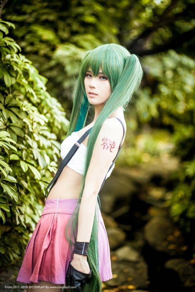 Cosplay福利/ACG双马尾萝莉小学生初音未来Cosplay美女写真图片