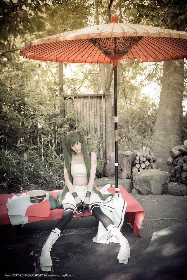 Cosplay福利/ACG双马尾萝莉小学生初音未来Cosplay美女写真图片