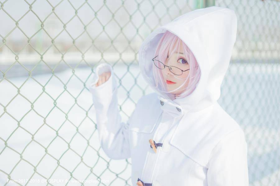 Cosplay福利/Fate/Grand Order玛修·基列莱特美女制服黑丝Cos图片