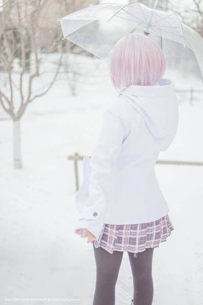 Cosplay福利/Fate/Grand Order玛修·基列莱特美女制服黑丝Cos图片
