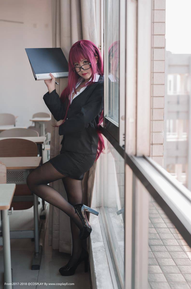 Cosplay福利/Joean-夜夜_教师巨乳美女制服诱惑大尺度Cos斯卡哈