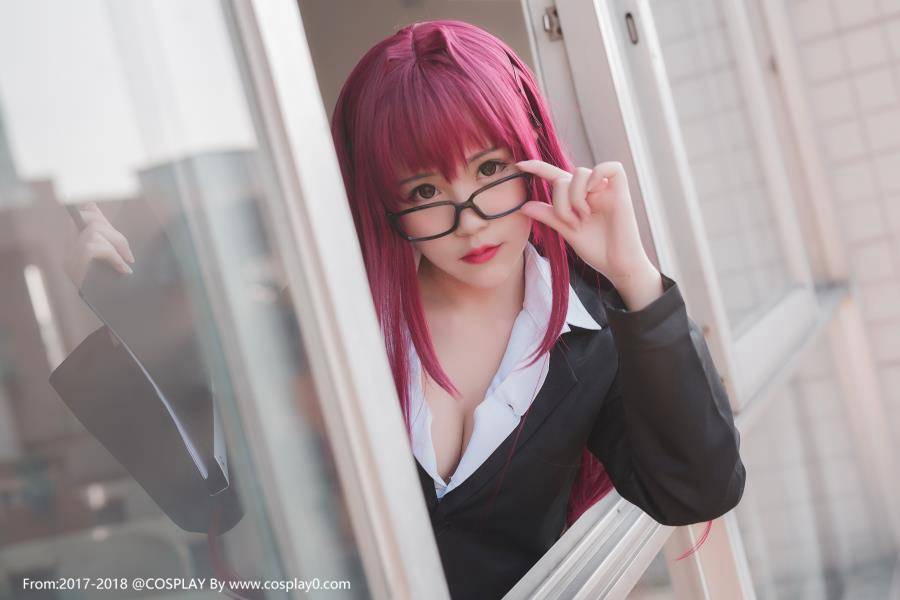 Cosplay福利/Joean-夜夜_教师巨乳美女制服诱惑大尺度Cos斯卡哈