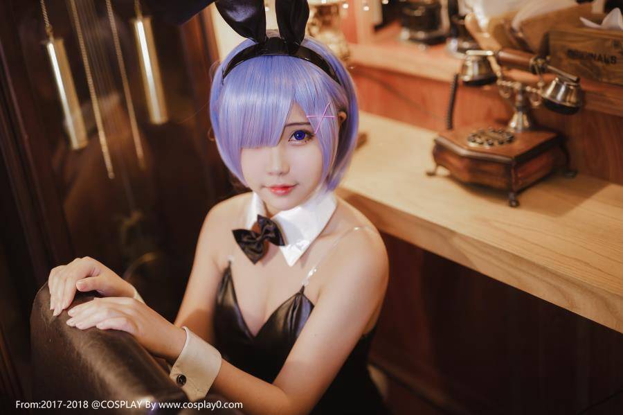 Cosplay福利/Joean-夜夜雷姆兔女郎同人黑丝萝莉腿控Cosplay福利