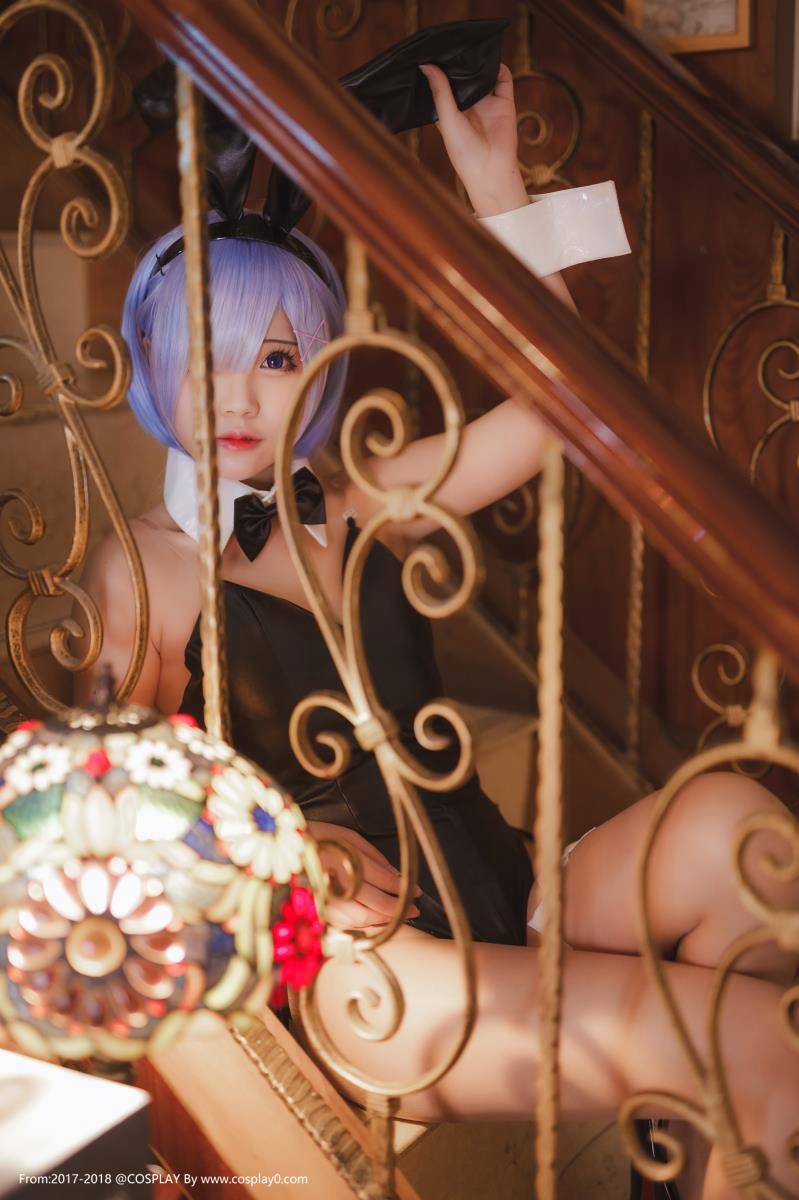 Cosplay福利/Joean-夜夜雷姆兔女郎同人黑丝萝莉腿控Cosplay福利