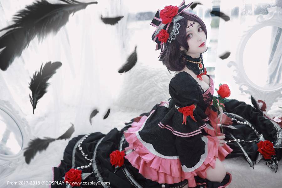 Cosplay福利/绝对领域王者荣耀哥特露娜御姐范美腿诱惑Cosplay图片