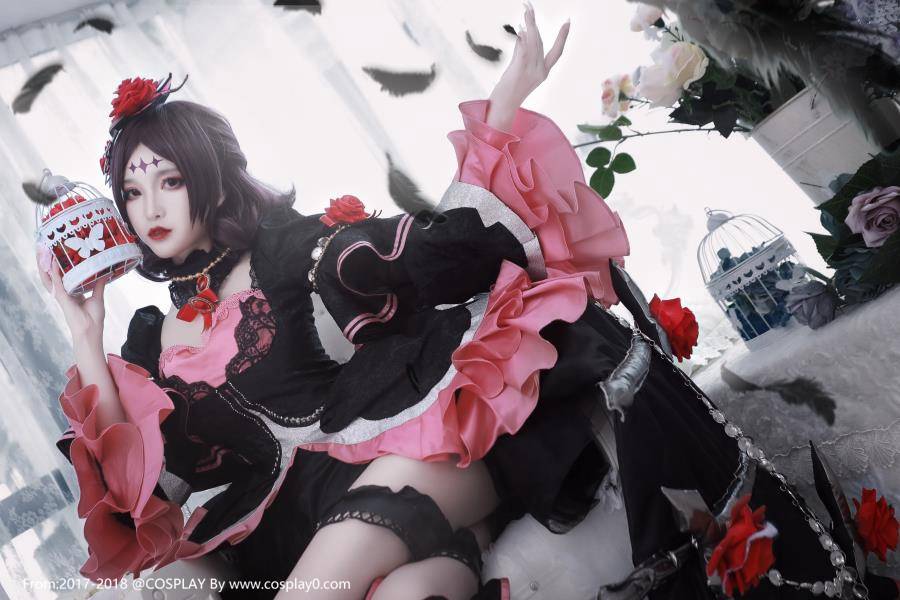 Cosplay福利/绝对领域王者荣耀哥特露娜御姐范美腿诱惑Cosplay图片