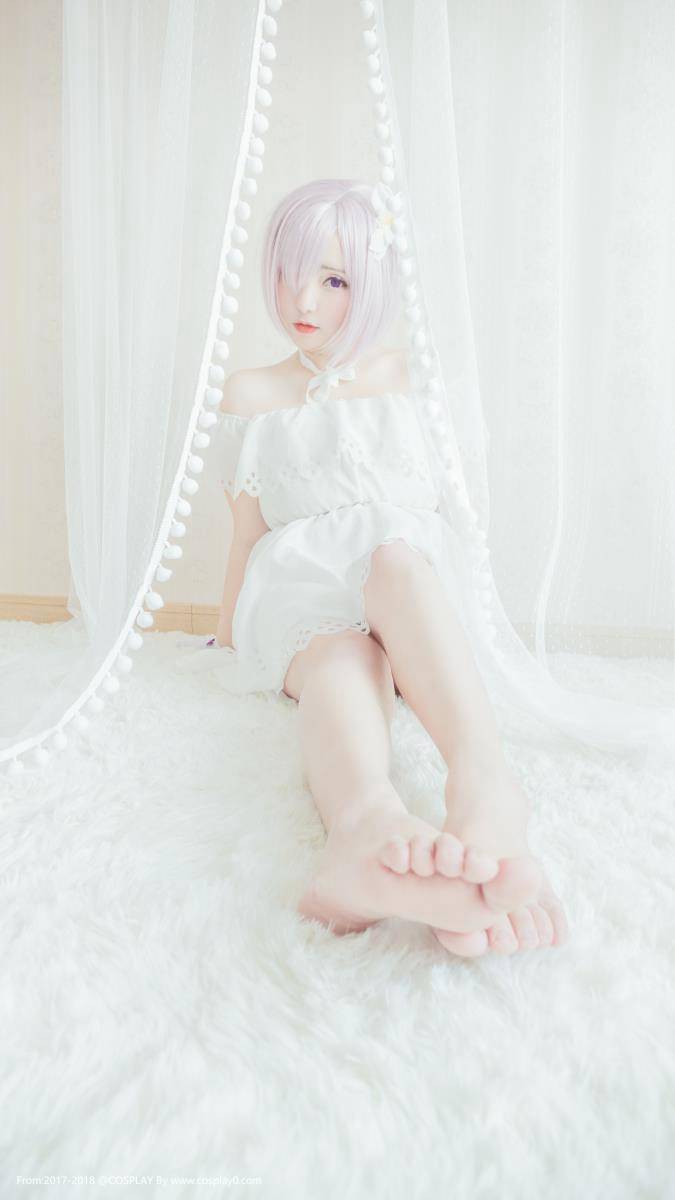 Cosplay福利/萝莉足控福利！玛修·基列莱特腿玩年Cosplay私房写真下载