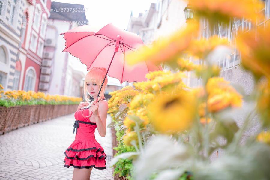 Cosplay福利/白金x福利Cosplay尼禄·克劳狄乌斯[Fate]水着萝莉写真