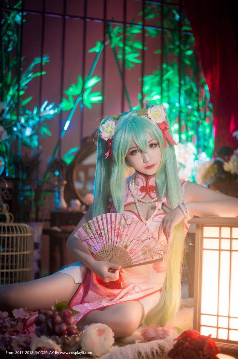 Cosplay福利/初音未来MIKU百乐门歌女旗袍同人御姐腿控Cos福利图片