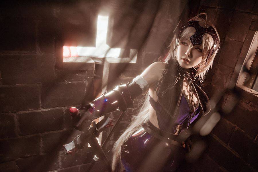 Cosplay福利/Coser板儿Cosplay黑贞德[Fate]性感美女福利写真