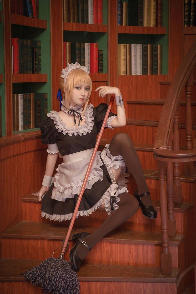 Cosplay福利/saber&远坂凛女仆装黑丝诱惑板儿Cos无圣光福利
