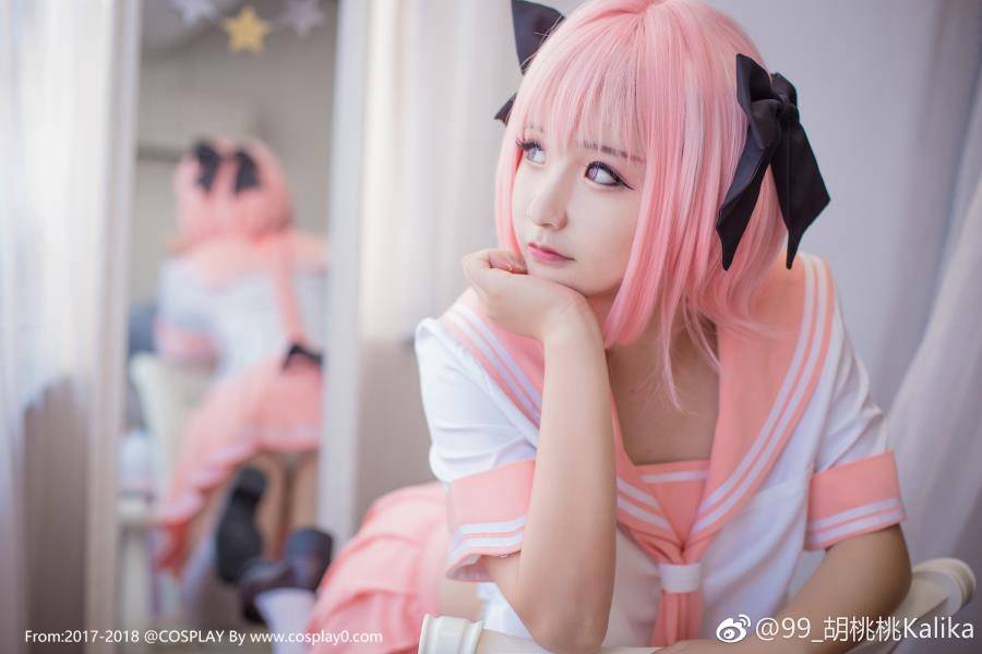 Cosplay福利/宅男福利阿斯托尔福大尺度Cos制服美女白丝胖次福利