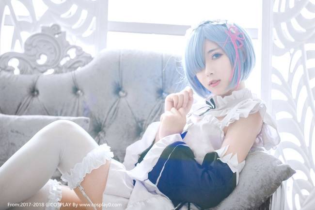Cosplay福利/ACG福利本子二次元白丝萝莉Cos宅男女神蕾姆图片