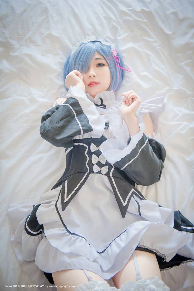 Cosplay福利/ACG福利本子二次元白丝萝莉Cos宅男女神蕾姆图片