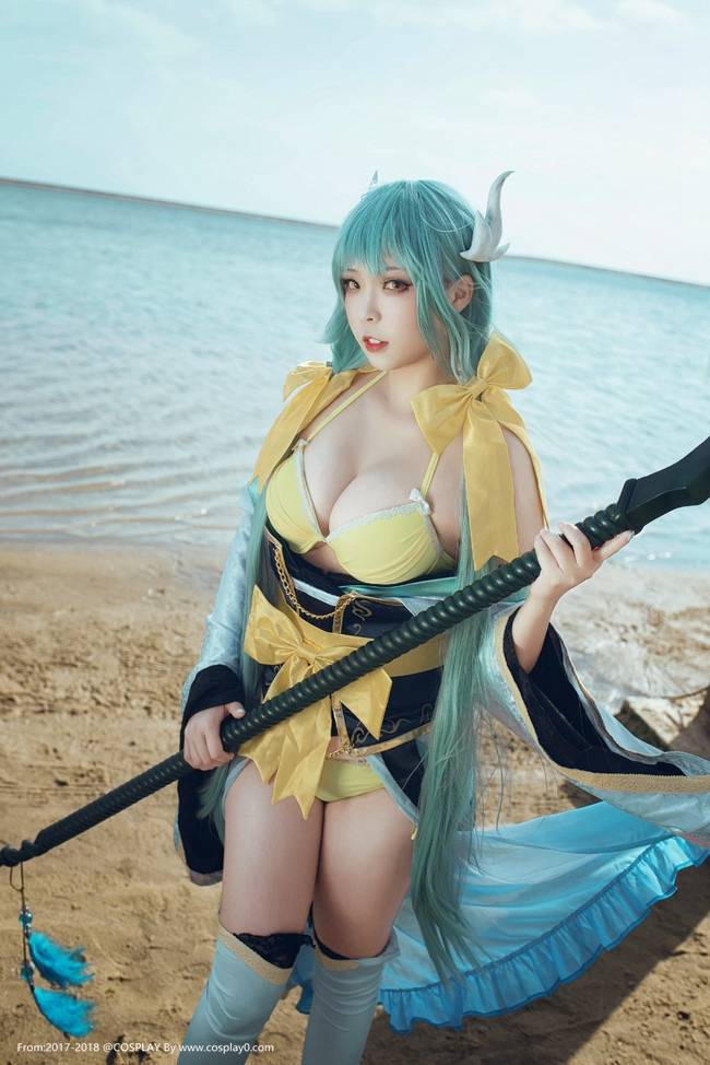 Cosplay福利/巨乳美女丝袜诱惑FATE清姬大尺度无圣光Cos福利本子