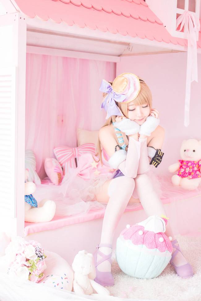 Cosplay福利/Coser黑川南小鸟美少女私房白丝无圣光Cosplay番号