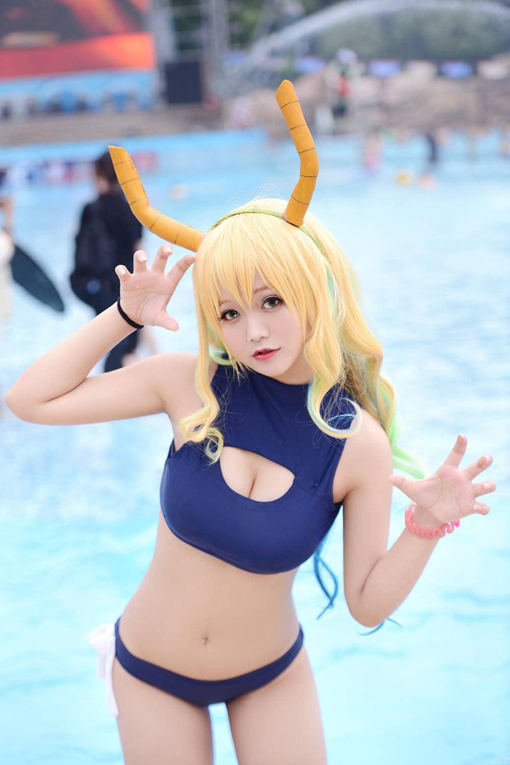 Cosplay福利/小林家的龙女仆露科亚死库水美女Cosplay福利诱惑