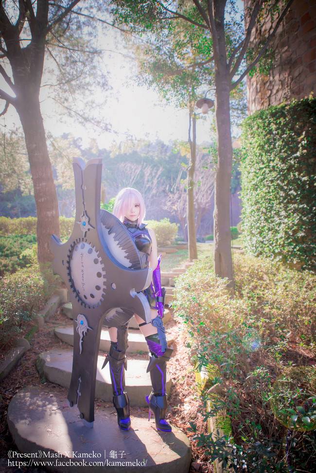 Cosplay福利/台湾巨乳捆绑美女Cos玛修·基列莱特胖次福利诱惑