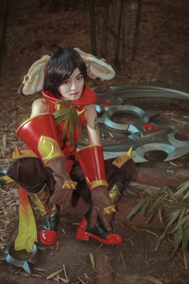 Cosplay福利/超萌正太小萝莉Cosplay王者荣耀李元芳图片