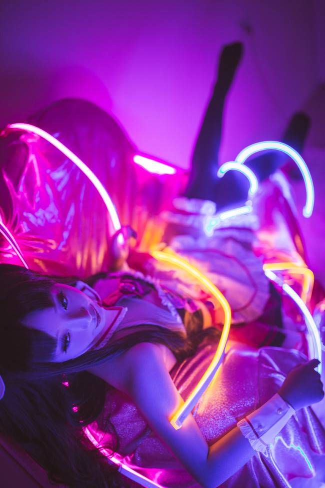 Cosplay福利/绝对领域女仆远坂凛美女私房黑丝诱惑Cosplay足控福利