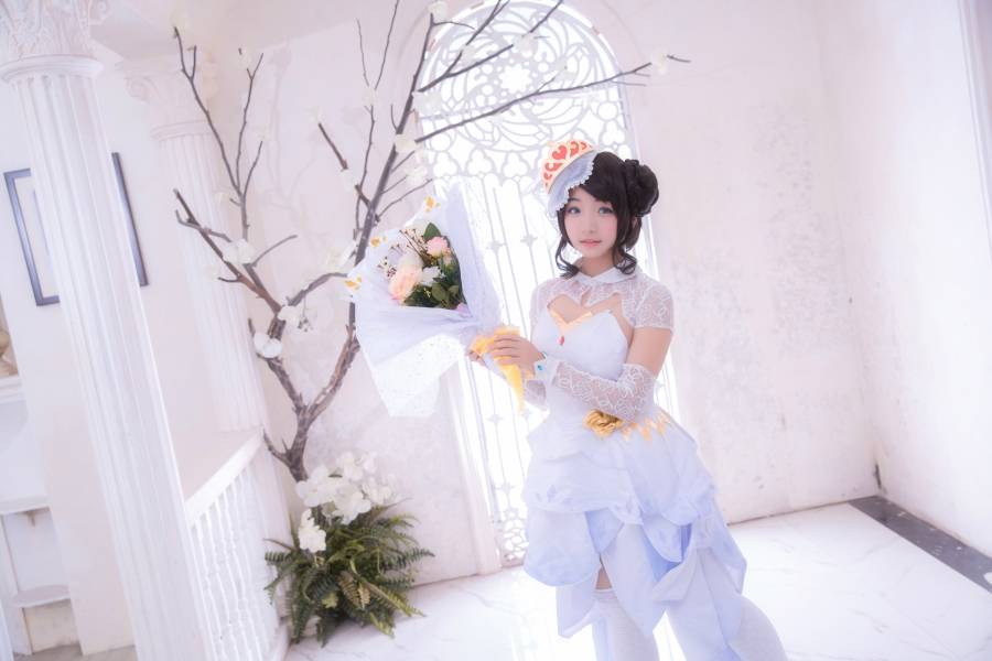 Cosplay福利/[COS正片]王者荣耀Cosplay萝莉小乔花嫁同人美女写真图片