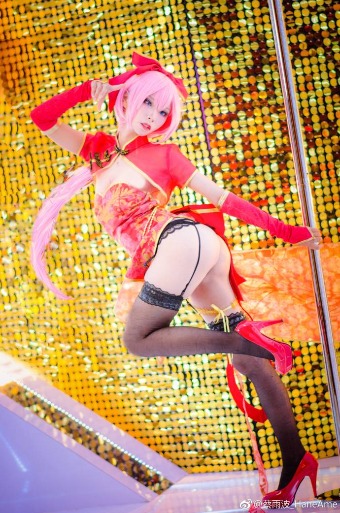 Cosplay福利/蔡雨波haneame半次元旗袍金丝雀洛天依Cosplay福利本子