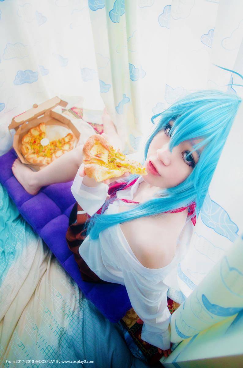 Cosplay福利/电波女与青春男藤和艾莉欧美女桜桃喵制服诱惑Cosplay足控福利