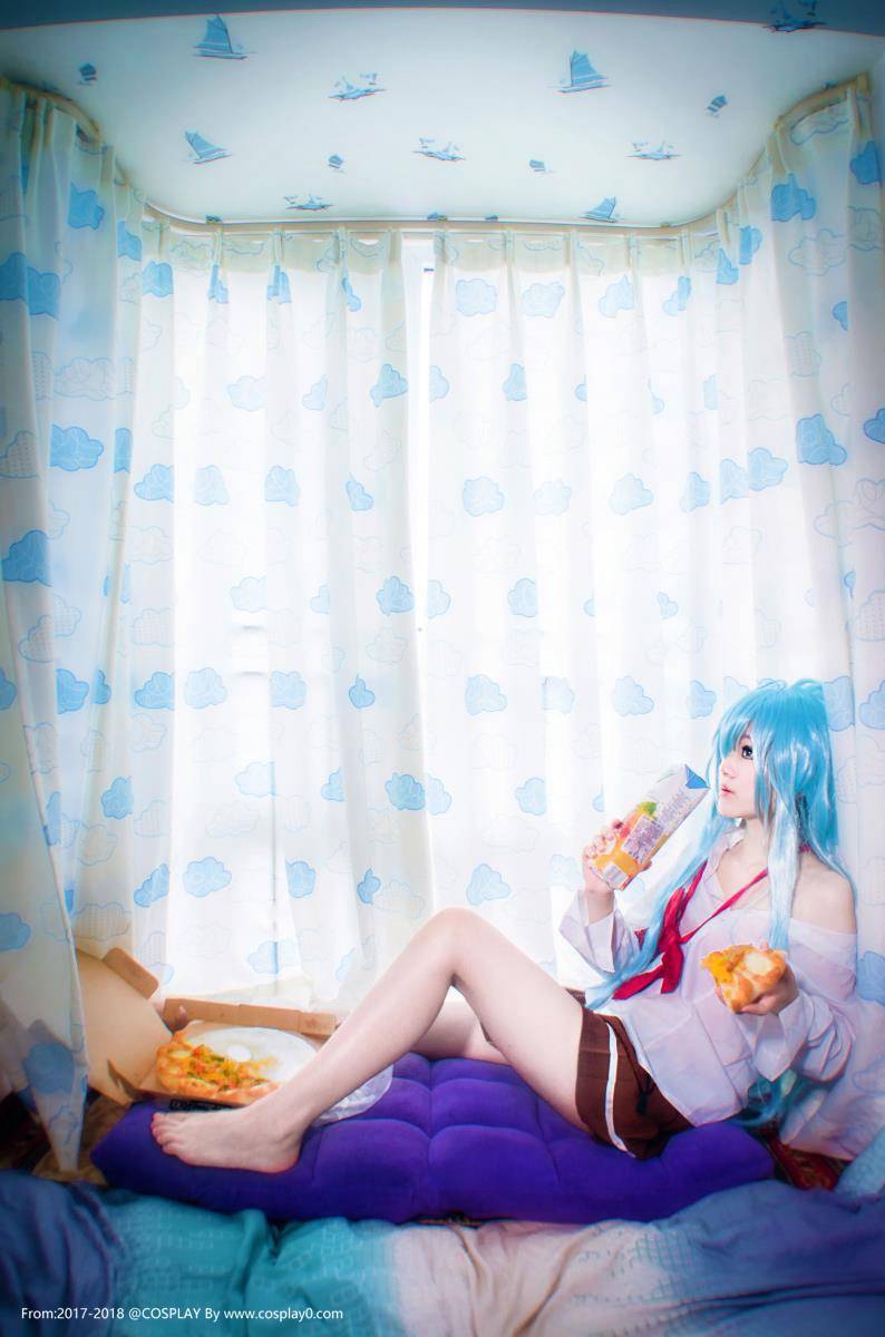 Cosplay福利/电波女与青春男藤和艾莉欧美女桜桃喵制服诱惑Cosplay足控福利