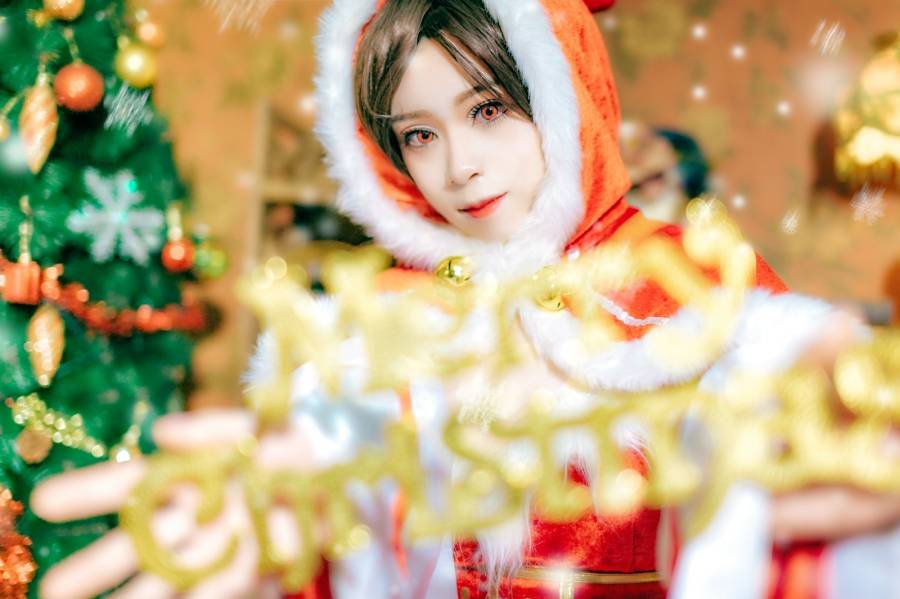 Cosplay福利/绝对领域萌妹子王者荣耀貂蝉圣诞恋歌Cosplay番号