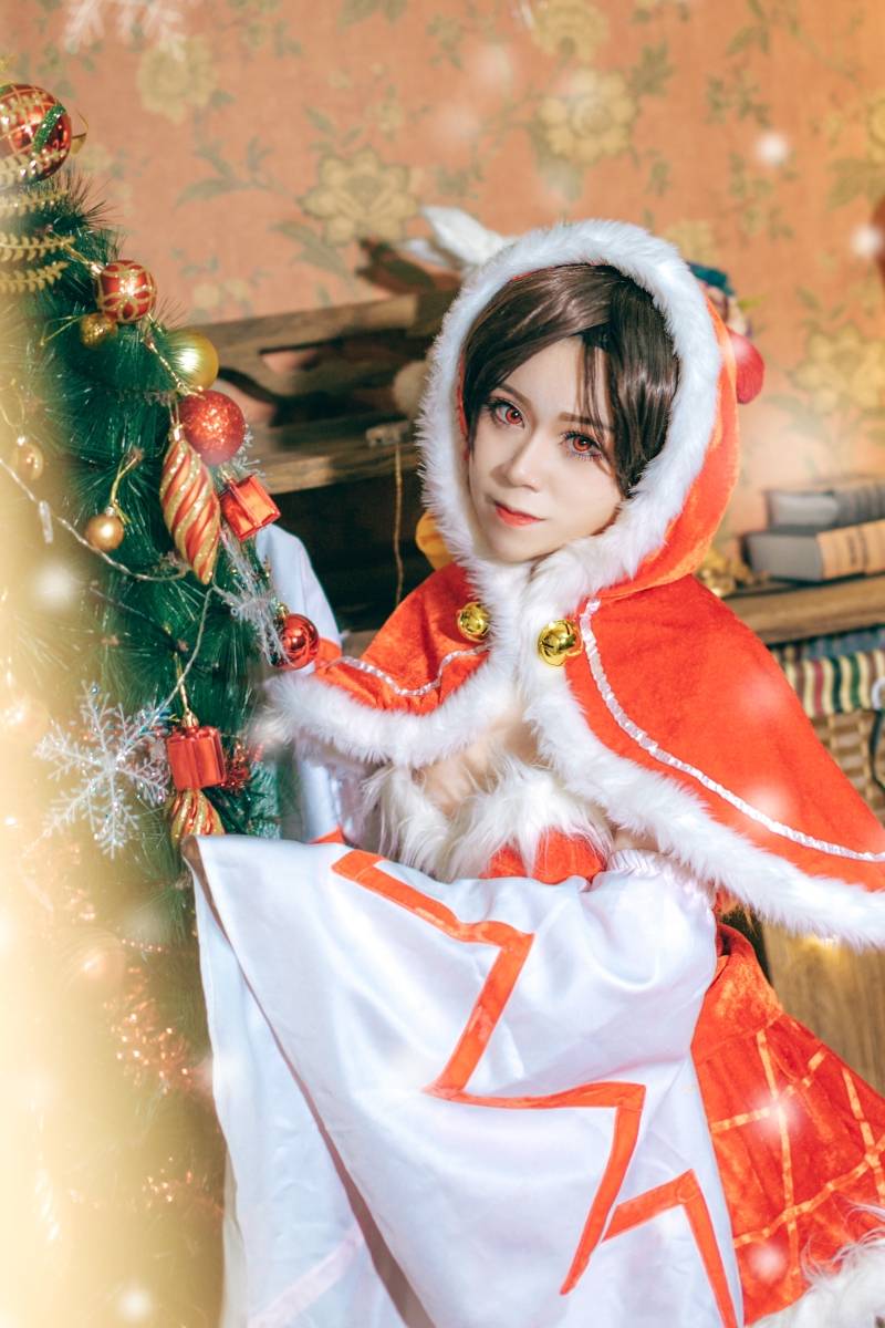 Cosplay福利/绝对领域萌妹子王者荣耀貂蝉圣诞恋歌Cosplay番号