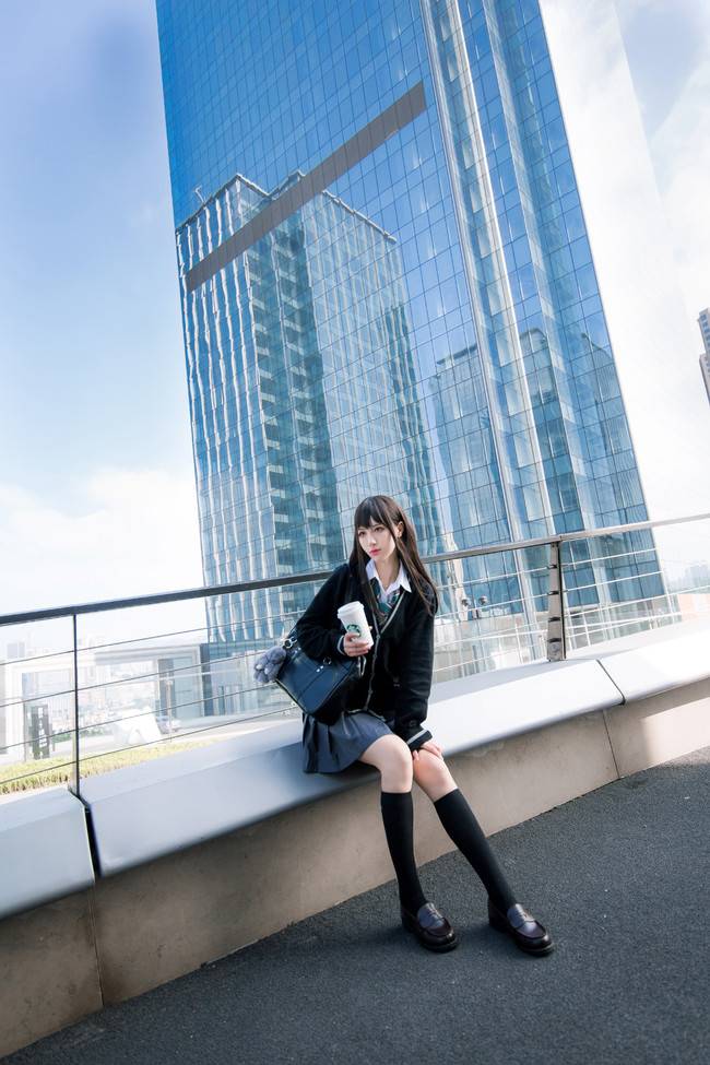 Cosplay福利/黑丝绝对领域制服少女 偶像大师灰姑娘女孩 涉谷凛COSPLAY美图欣赏 cn:维池i