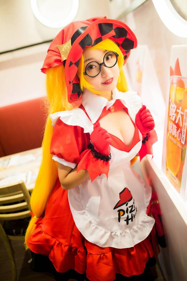 Cosplay福利/童颜巨乳眼镜娘Cosplay王者荣耀暗夜萝莉安琪拉图片