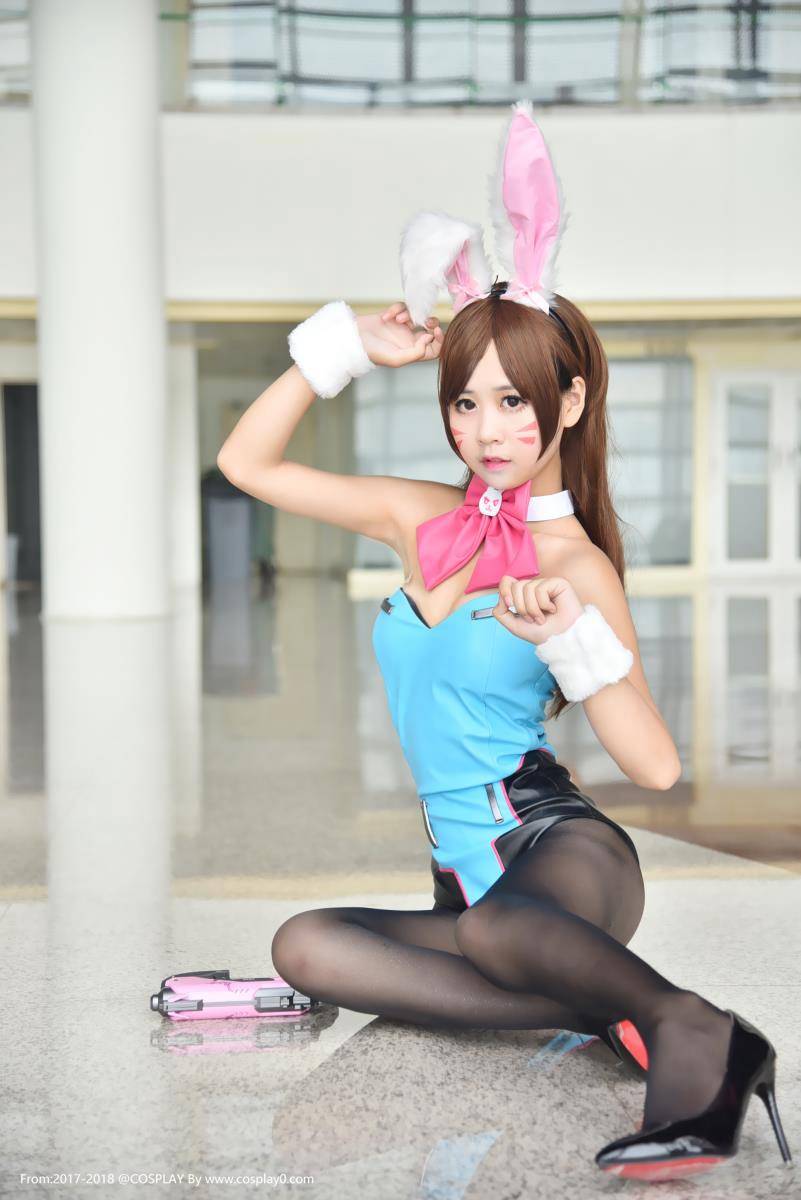 Cosplay福利/动漫漫展守望先锋D.Va萌芽儿Cosplay场照图片