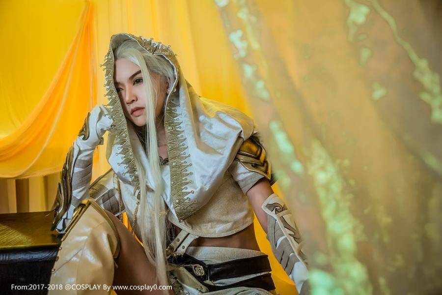 Cosplay福利/美女正太鳗鱼霏儿扮演镇魔曲影锋Cosplay图片