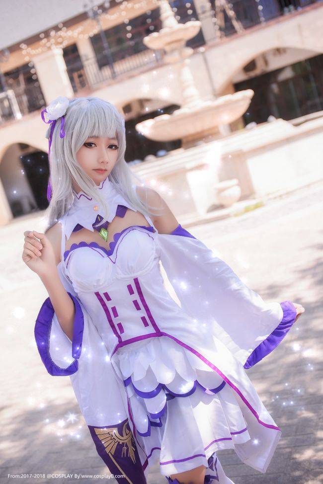 Cosplay福利/爱蜜莉雅雷姆拉姆姐妹花女仆诱惑Cosplay图片合集