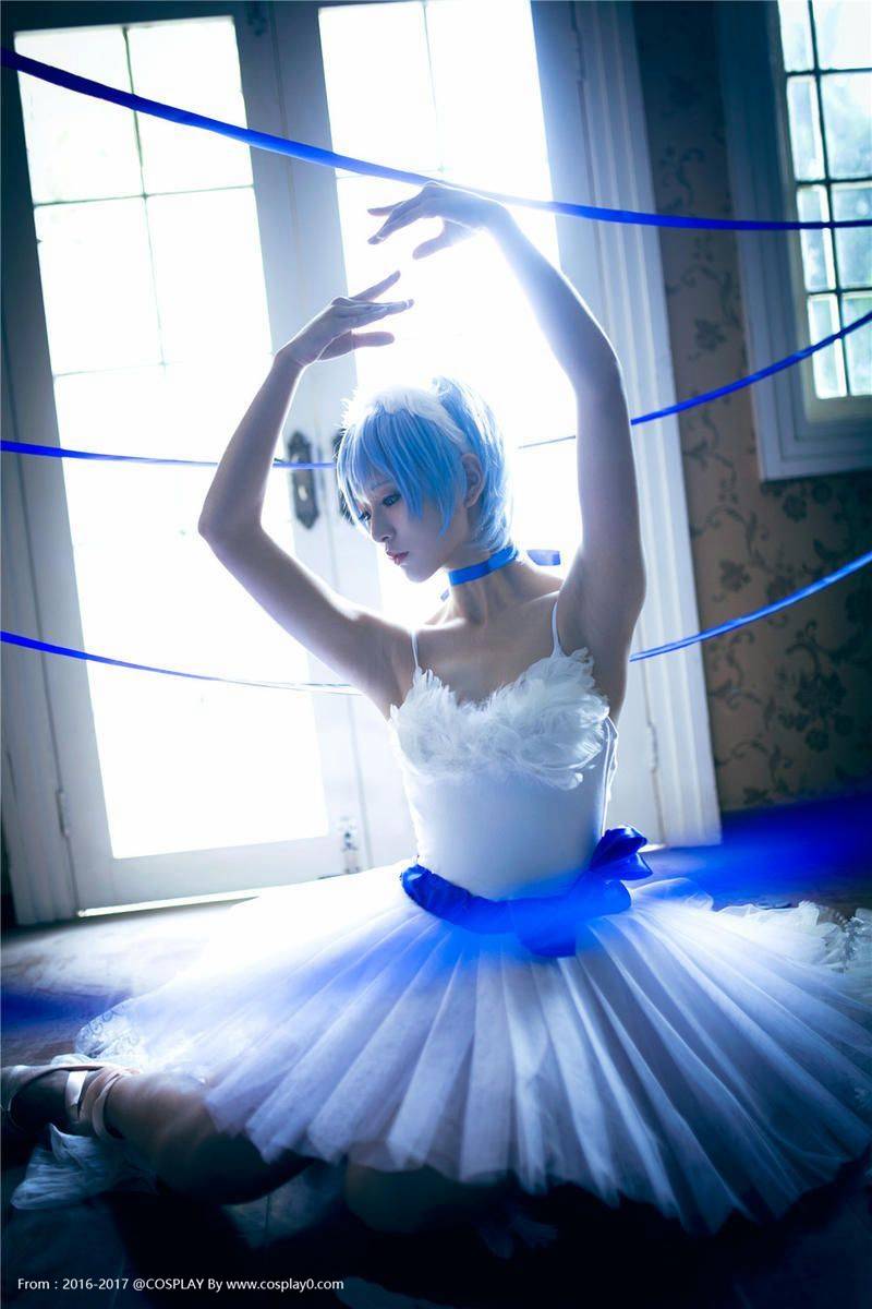 Cosplay福利/二次元Coser雪菲cosplay绫波丽真空福利图