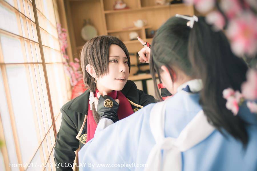 Cosplay福利/半次元Coser刀剑乱舞春日祭加州清光五虎退Cosplay图片