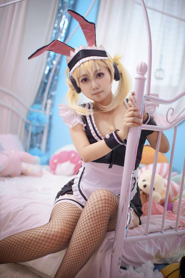 Cosplay福利/黑丝绝对领域女仆 超级索尼子破叉子COSPLAY美图欣赏
