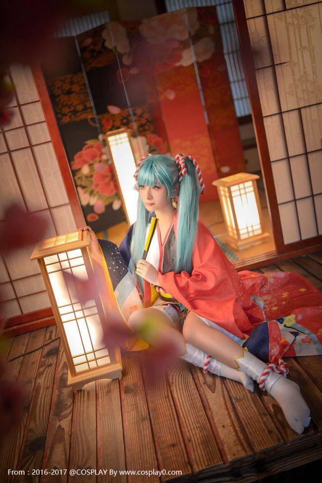 Cosplay福利/二次元美女初音未来Cos