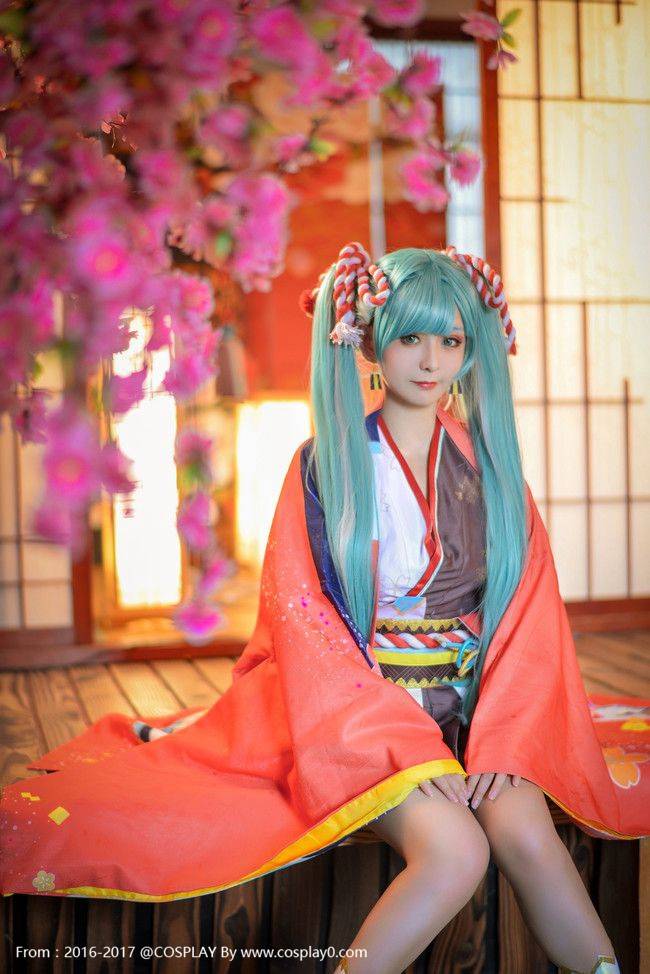 Cosplay福利/二次元美女初音未来Cos