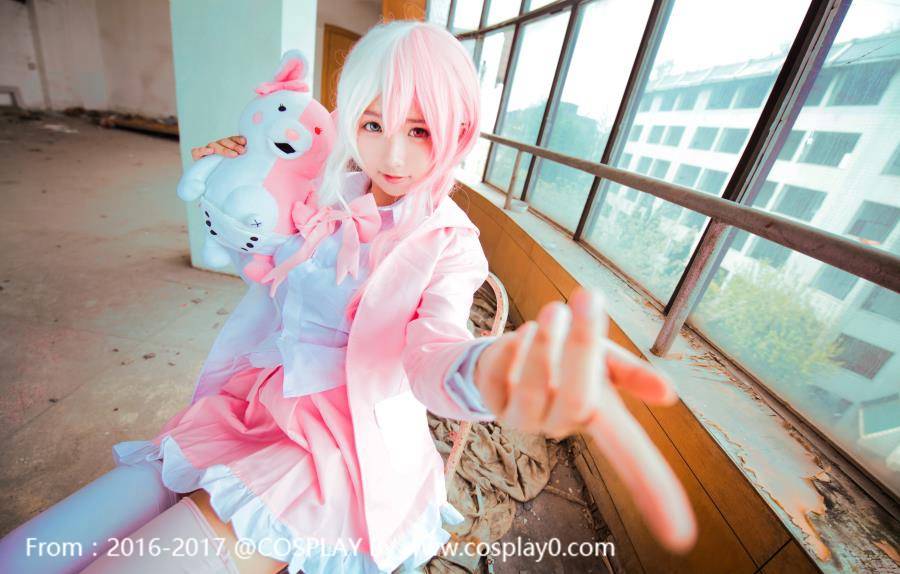 Cosplay福利/弹丸论破2莫诺美萝莉白丝Cosplay福利本子