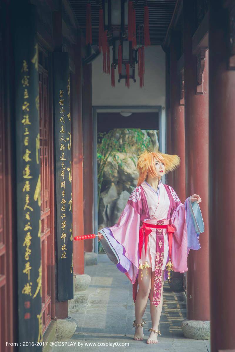 Cosplay福利/百合欧皇子Cos狐妖小红娘涂山苏苏少女足控福利