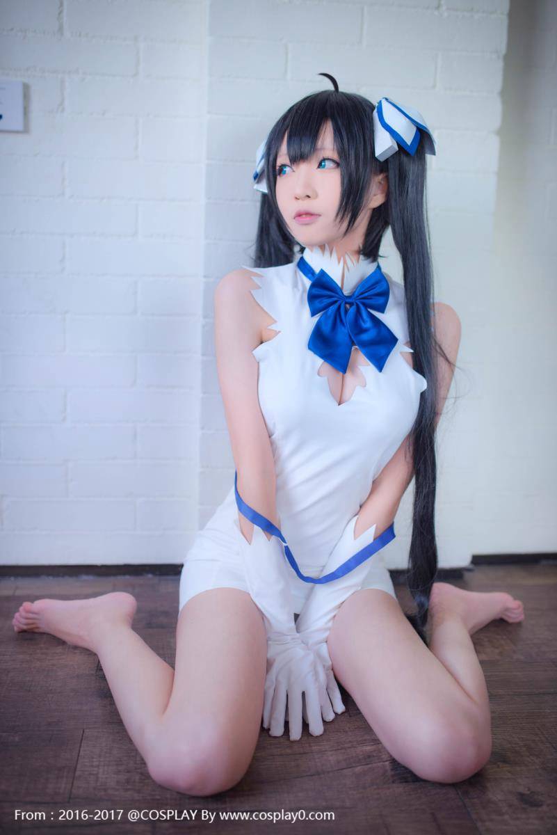 Cosplay福利/青青子Cosplay赫斯缇雅裸足腿控福利图片