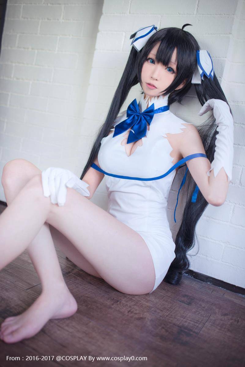 Cosplay福利/青青子Cosplay赫斯缇雅裸足腿控福利图片